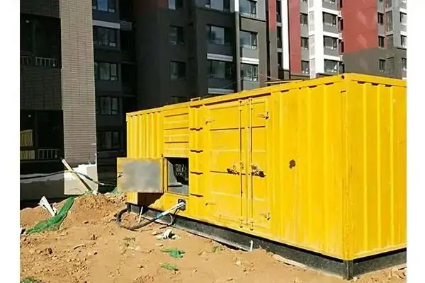 安多发电机租赁中燃油压力过低会对发动机的哪些部件造成损坏？