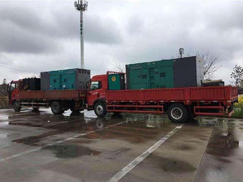 安多涂抹密封胶后，需要等待多长时间才能安装水冷式机油散热器密封件？